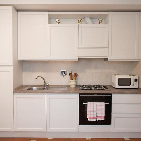 Mercatale Apartment Прато Екстер'єр фото