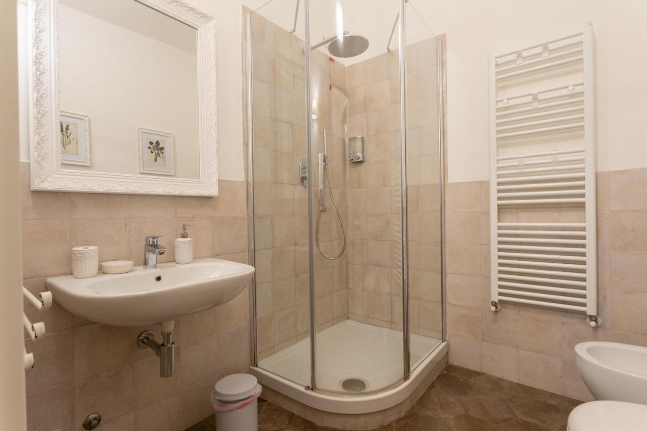 Mercatale Apartment Прато Екстер'єр фото