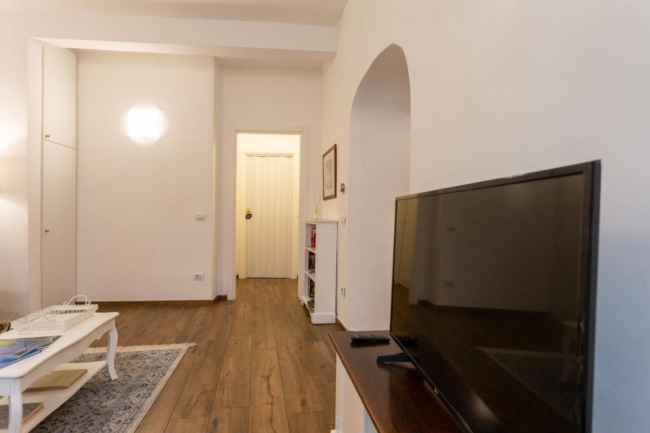 Mercatale Apartment Прато Екстер'єр фото