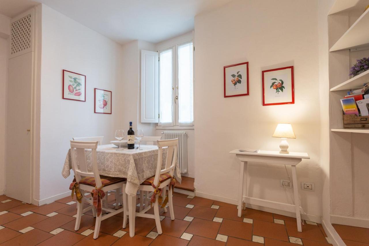 Mercatale Apartment Прато Екстер'єр фото