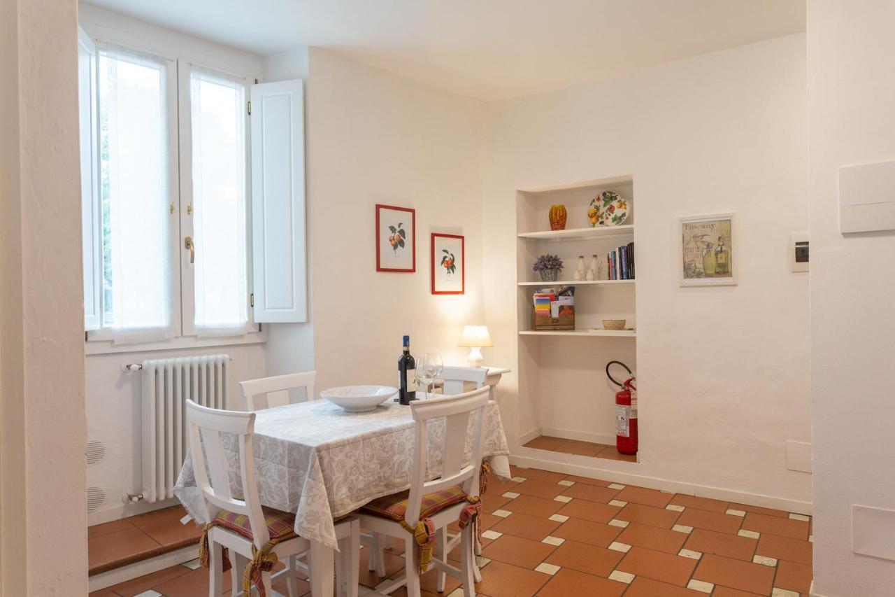 Mercatale Apartment Прато Екстер'єр фото